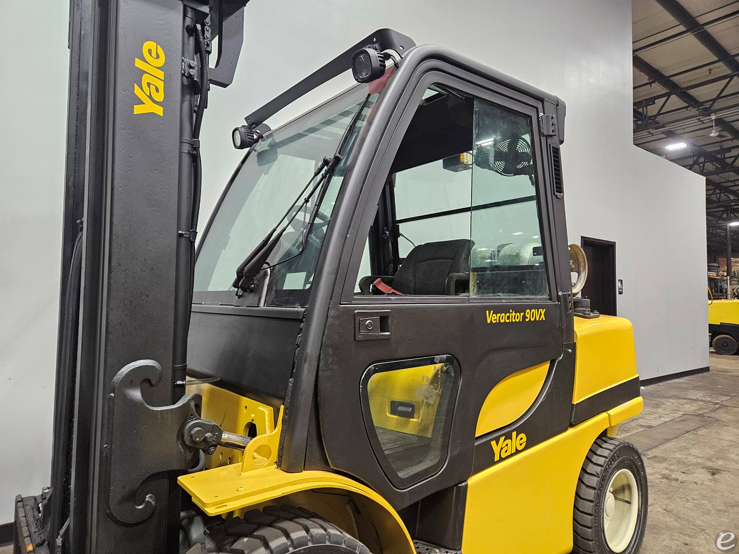 2010 Yale GLP090VX