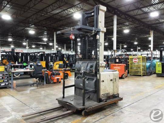 1998 Crown SP3020-30 Electric Order Picker - 123Forklift
