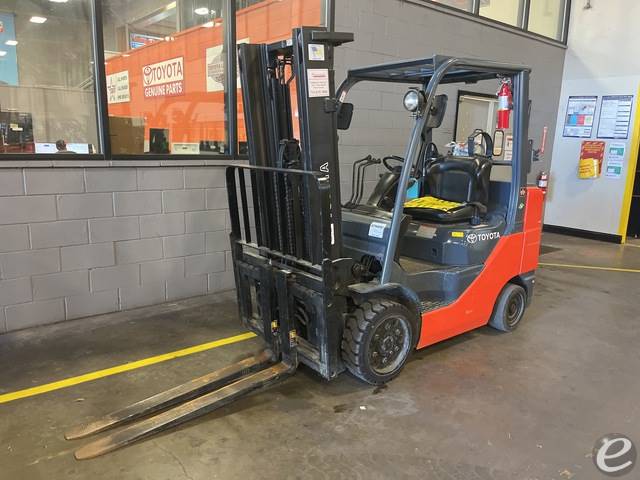 2018 Toyota 8FGCU30 LP Gas Forklift...