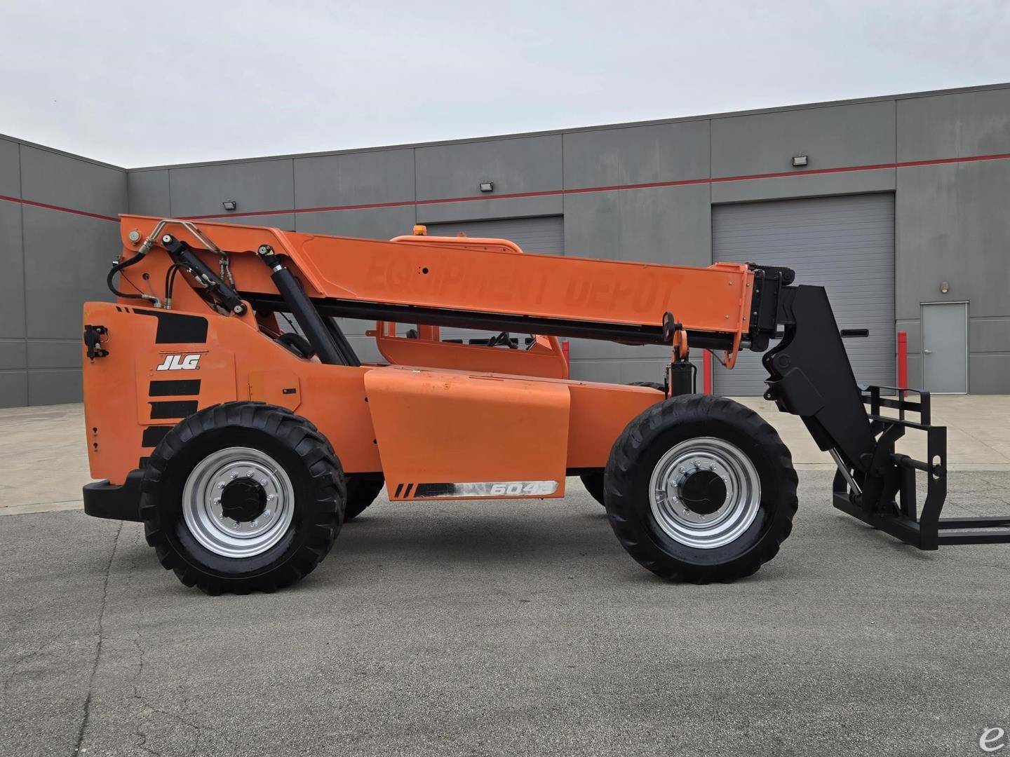 2019 Skytrak 6042