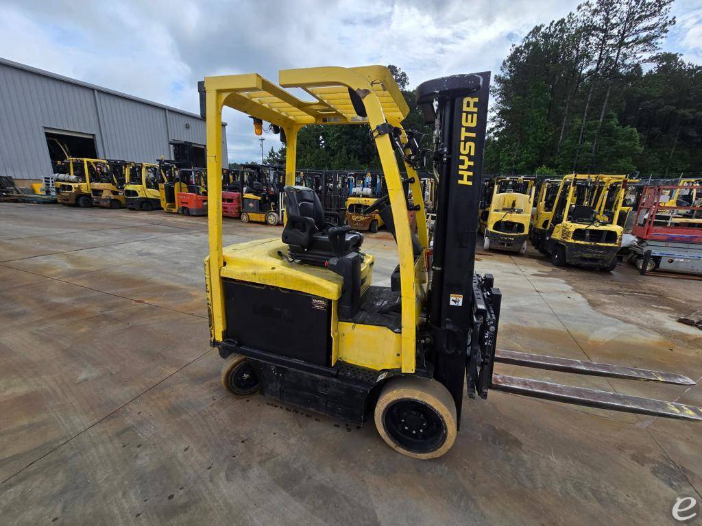 2011 Hyster E60XN-33