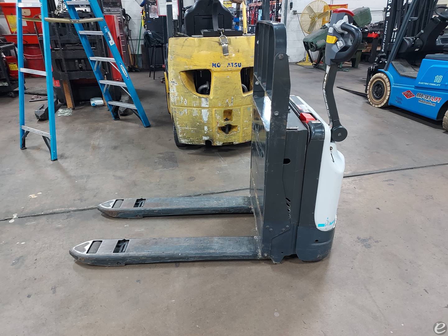 2020 Unicarriers WLX45S Electric Fo...