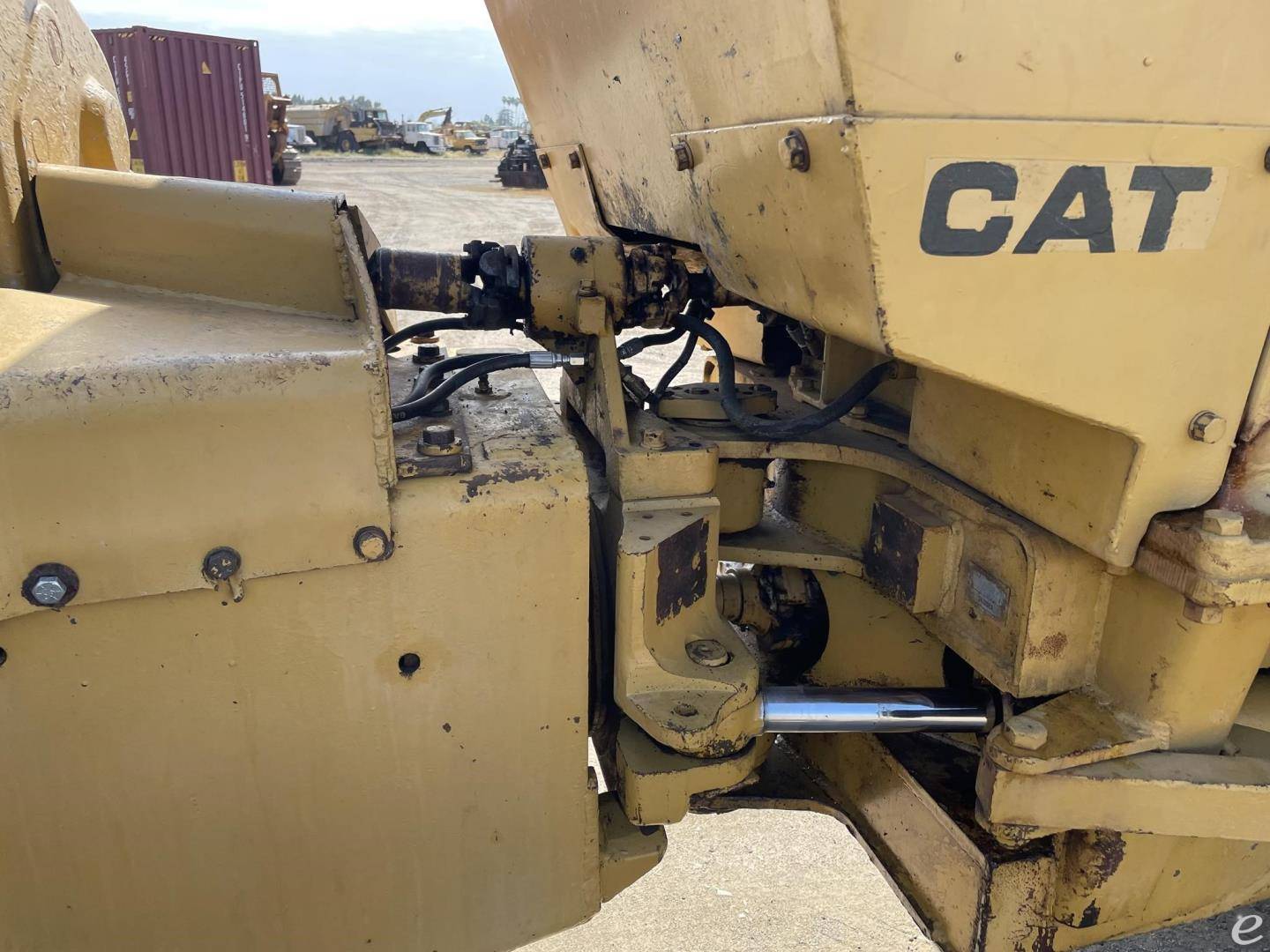 1972 Cat 518