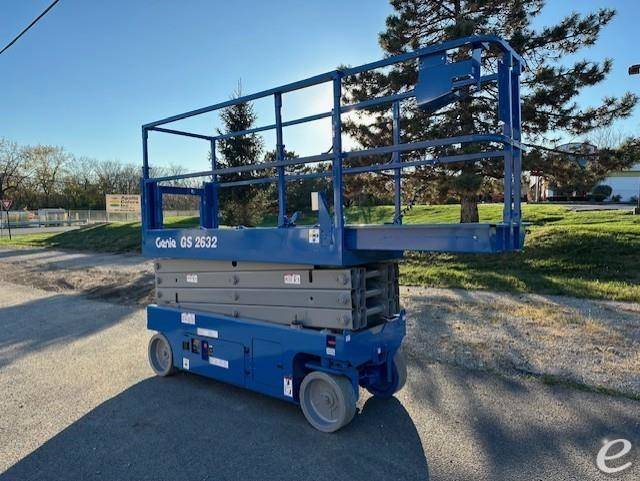 2014 Genie GS2632 Electric Scissor Lift - 123Forklift