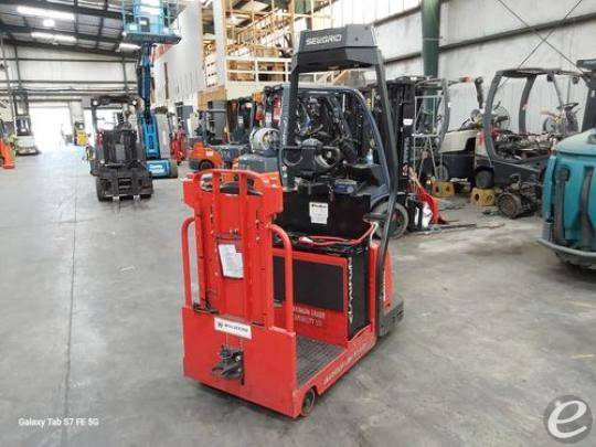 2017 Raymond 3020