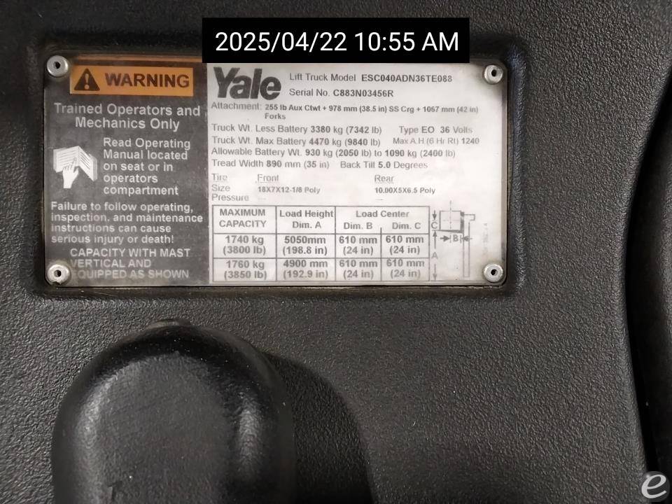 2017 Yale ESC040AD