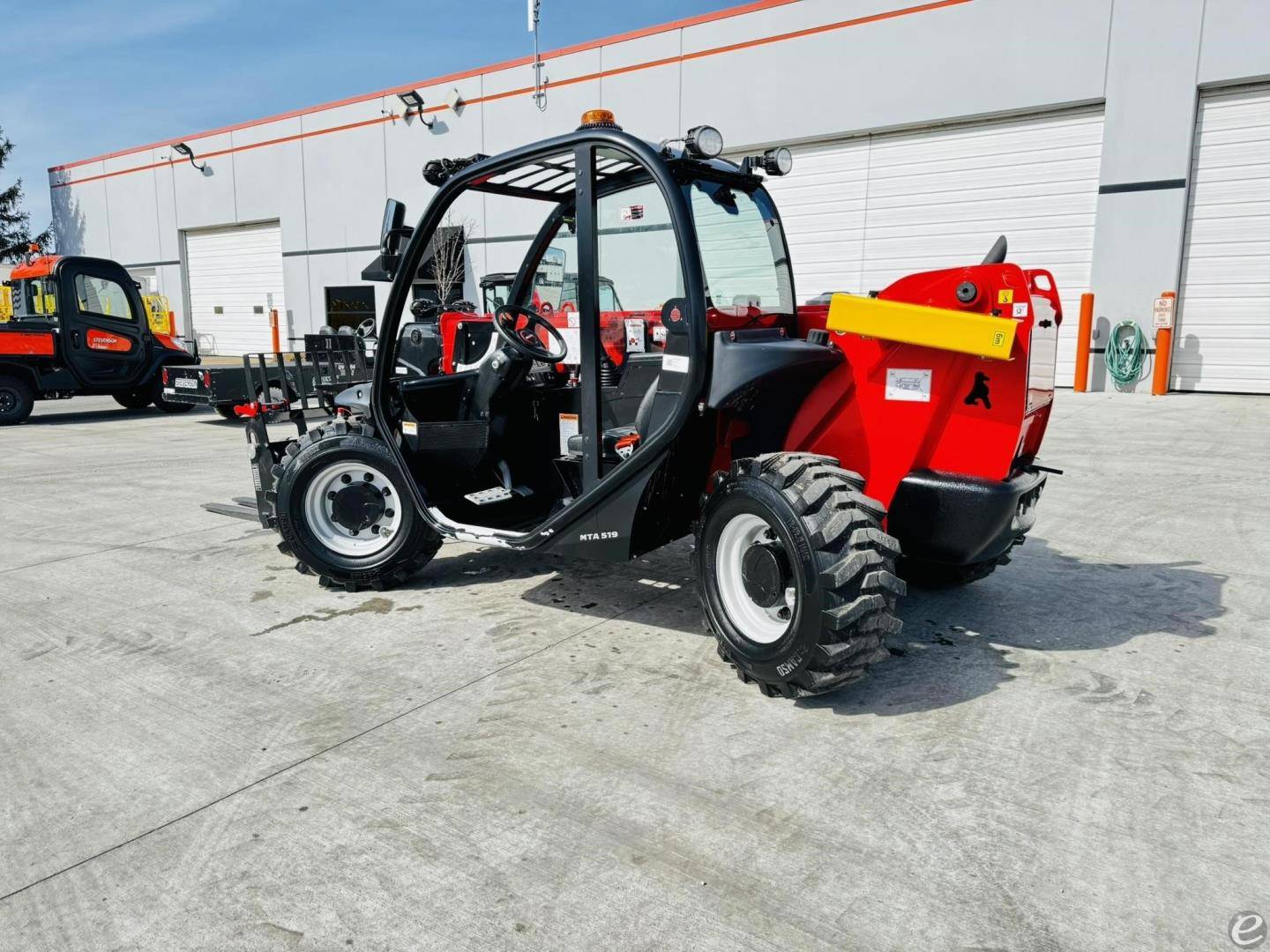 2025 Manitou MTA519