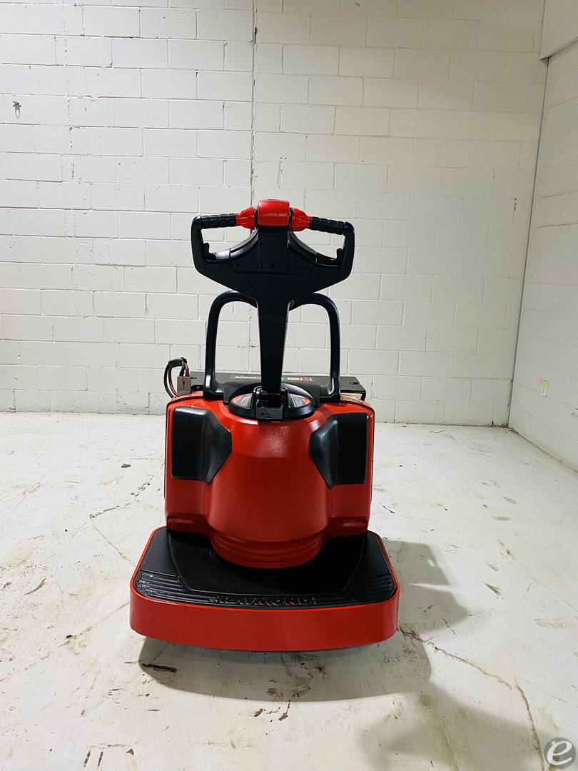 2012 Raymond 8410