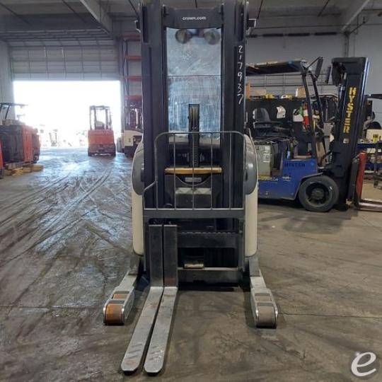 2016 Crown RR5725-45