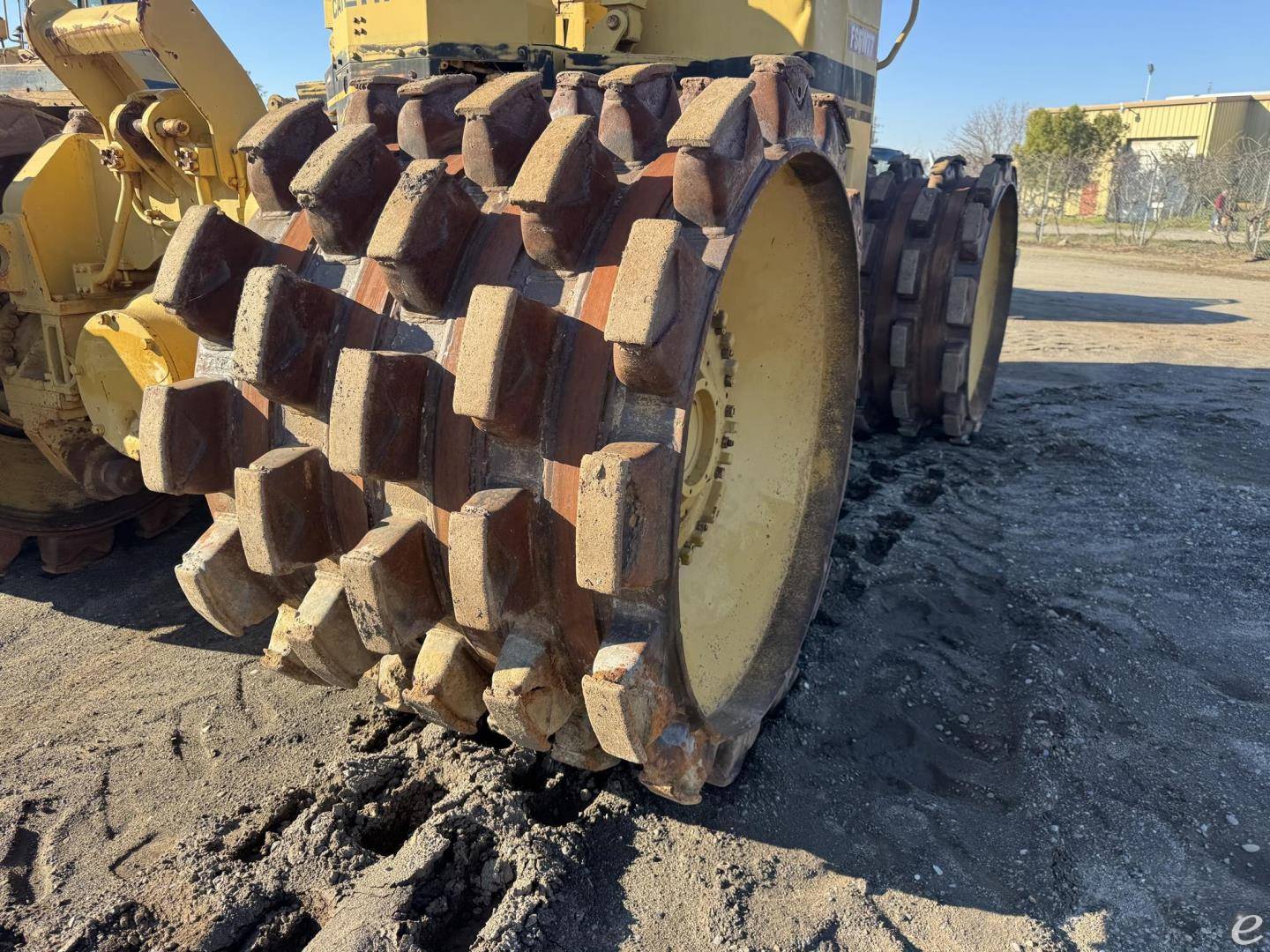 1970 Cat 825B