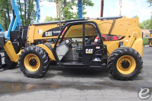 2020 Cat TL1255D