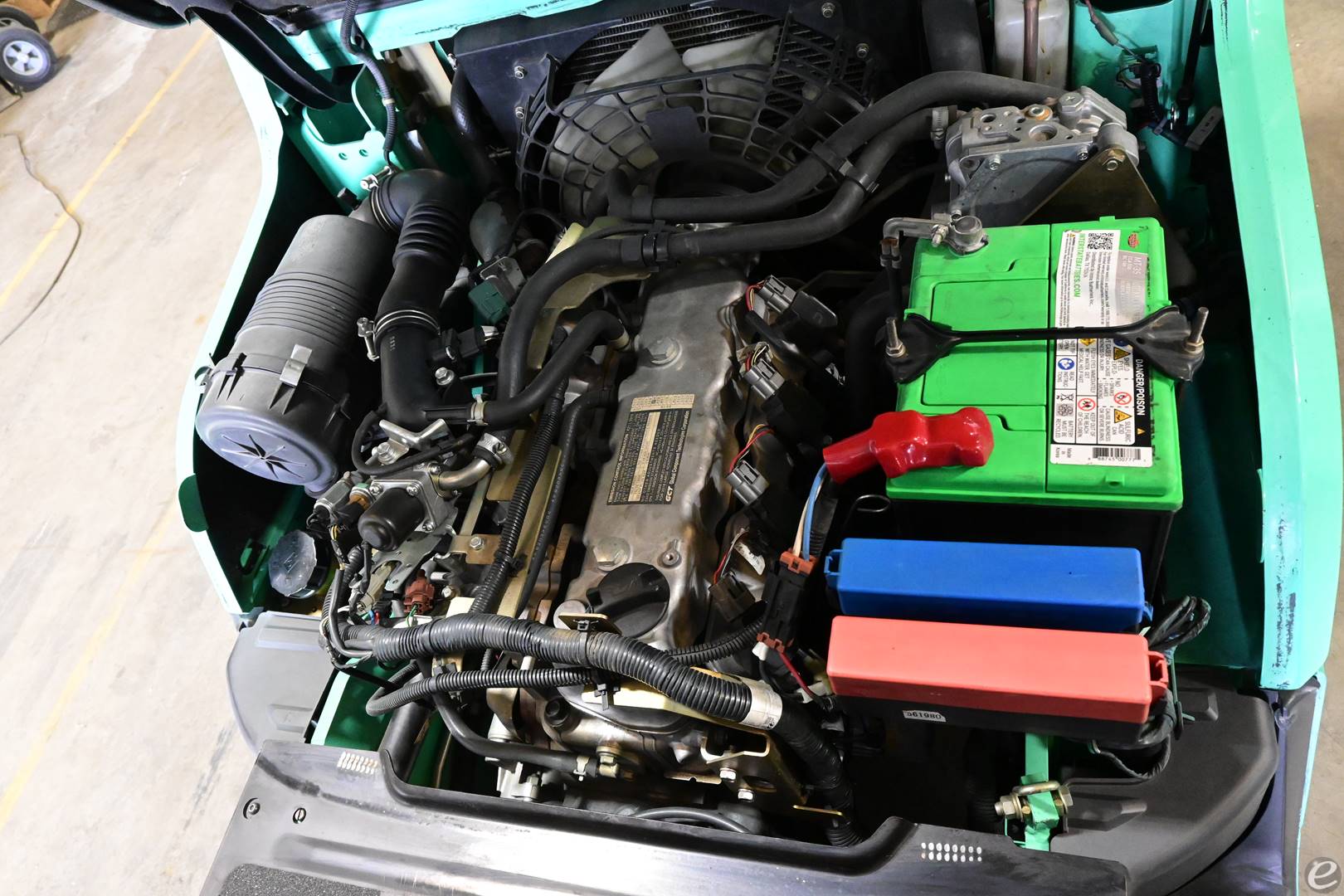 2016 Mitsubishi FGC25N