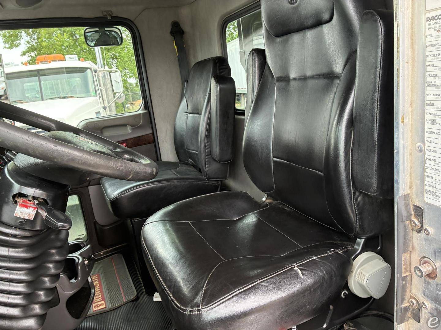 2019 Kenworth T370