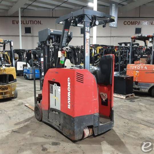 2021 Raymond 425-C40QM
