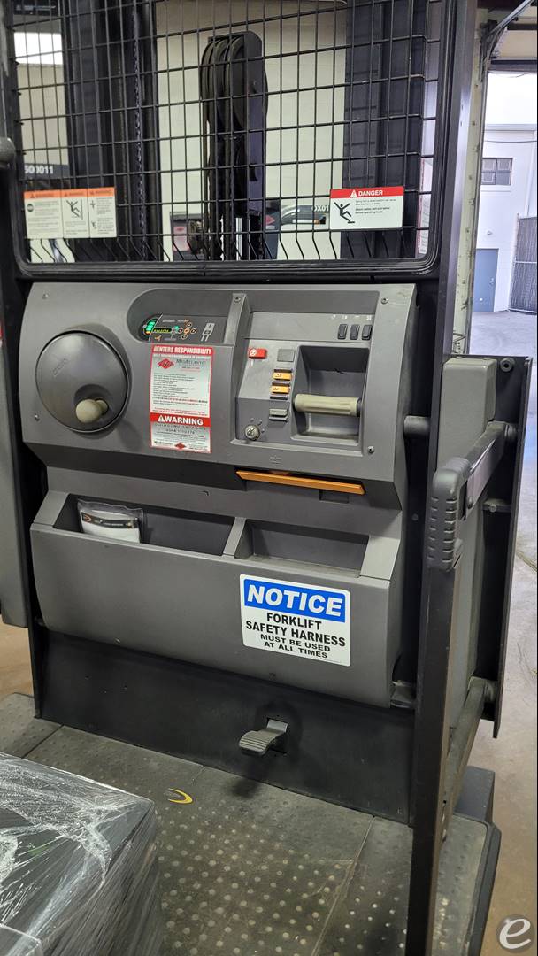 2012 Crown SP3520-30