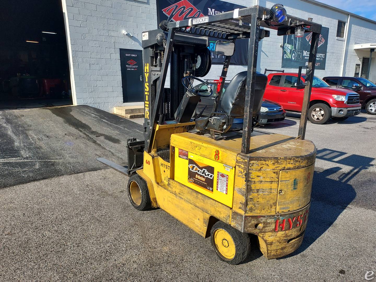1991 Hyster E60XL-33 Electric Forklift - 123Forklift