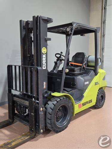 2021 Clark S30L