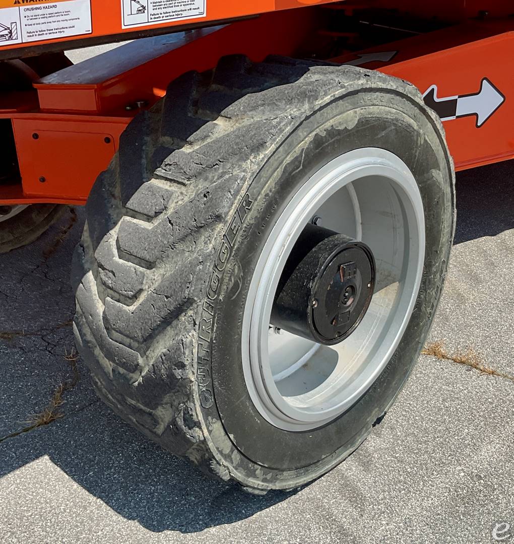 2017 JLG 1850SJP