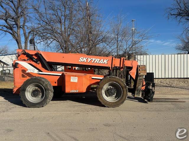 JLG 10042