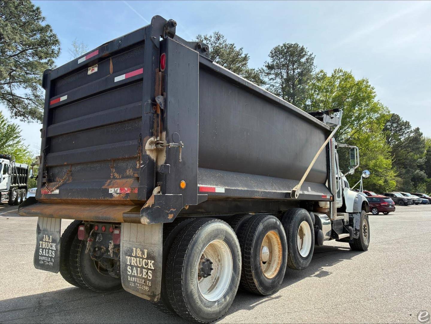 2015 Mack GRANITE GU713