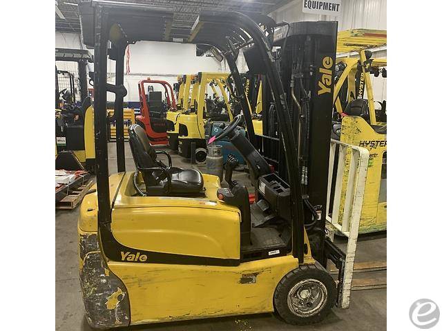 2017 Yale ERP040VT Electric Forklift - 123Forklift