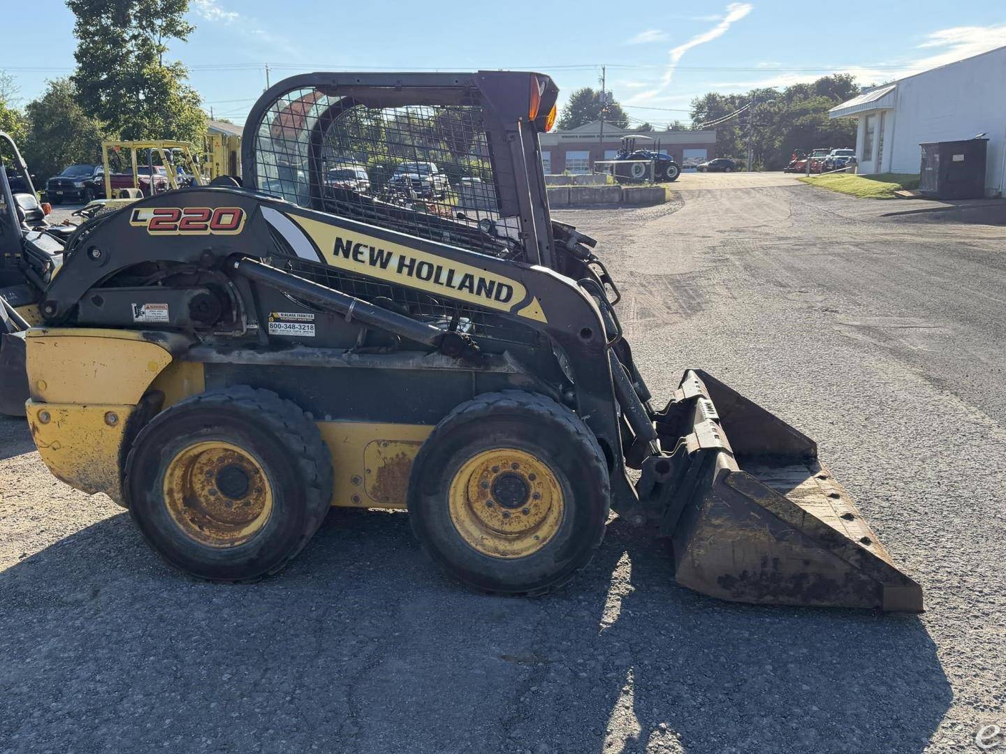 2015 New Holland L220