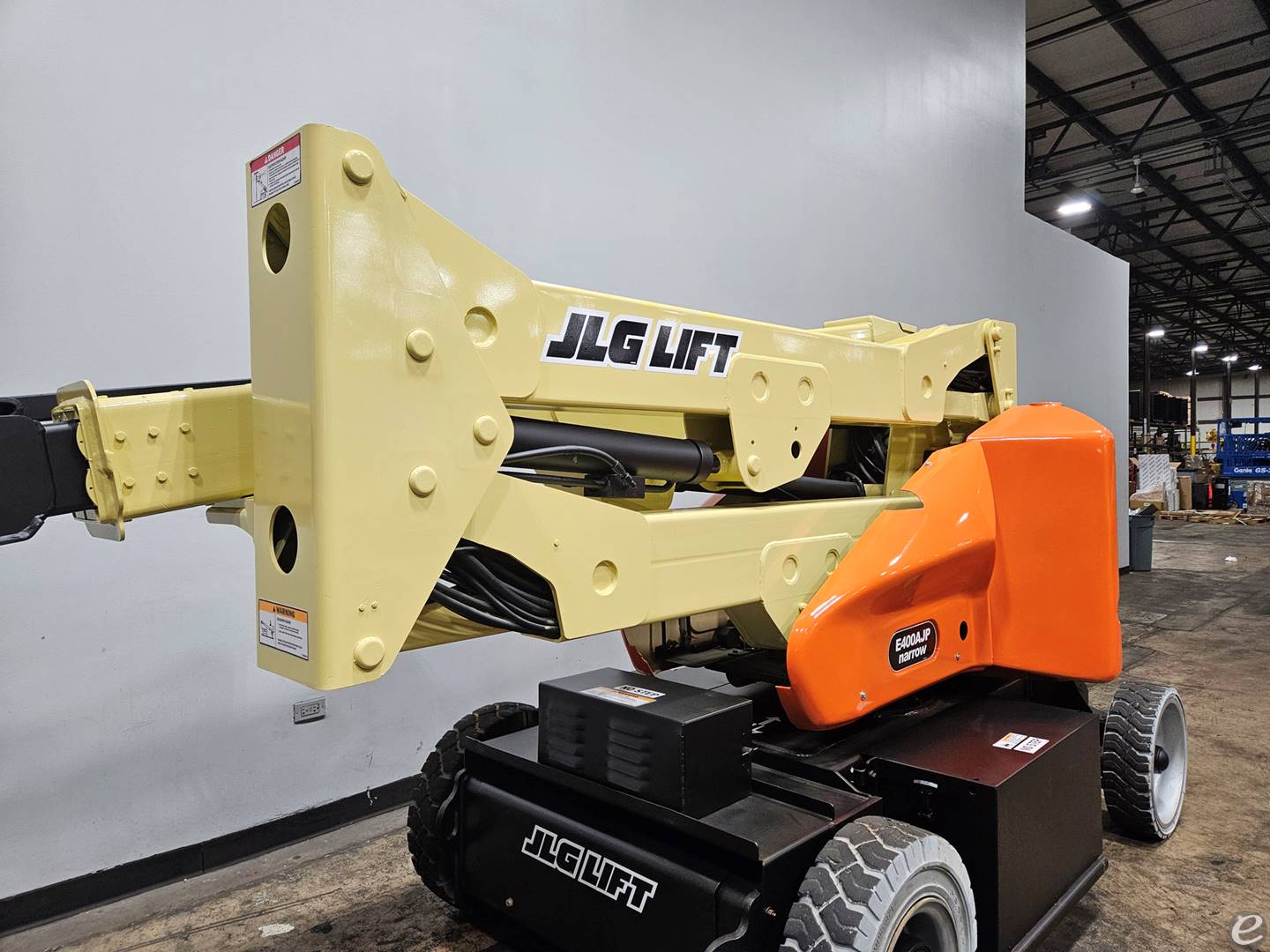 2015 JLG E400AJPN
