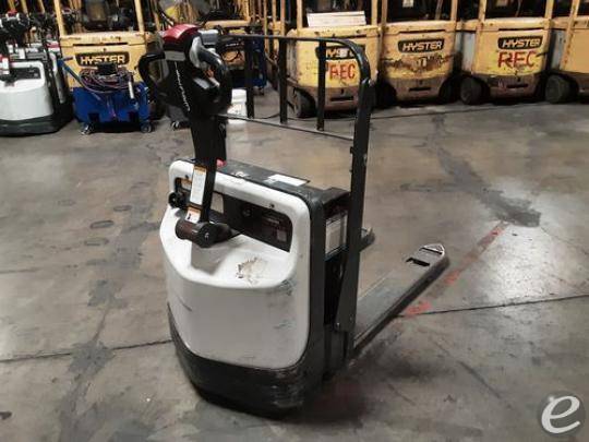 2018 Unicarriers WLXT2W7S22V Electric Forklift - 123Forklift