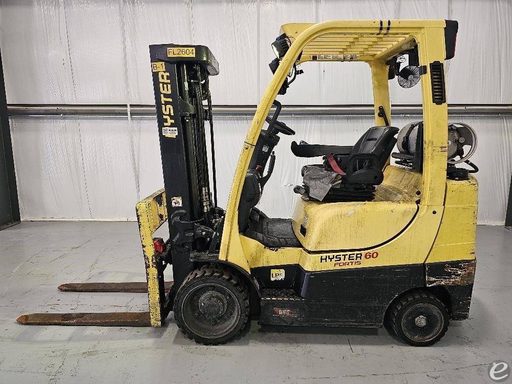 2015 Hyster S60FT LP Gas Forklift