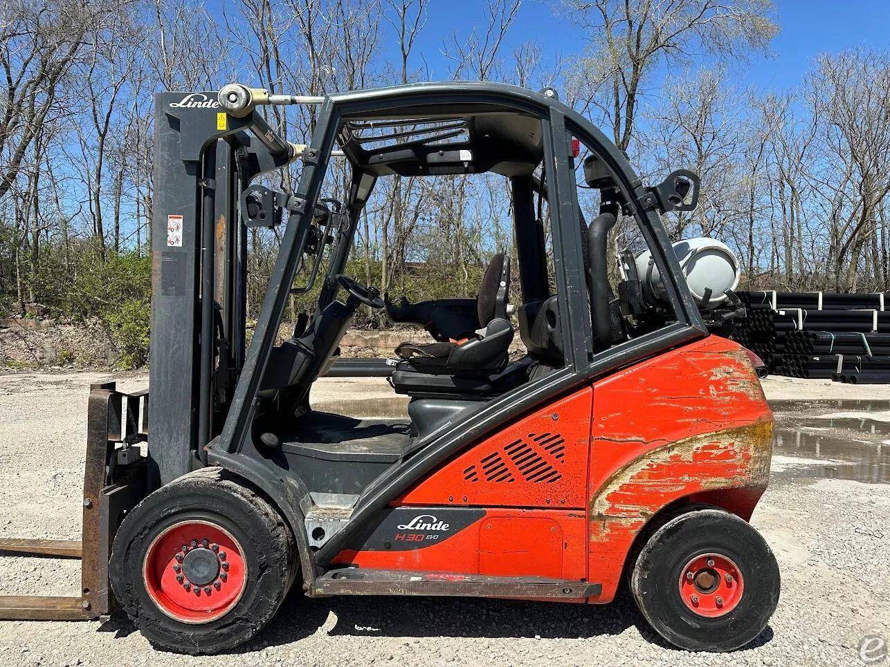 2015 Linde H30T LP Gas Forklift