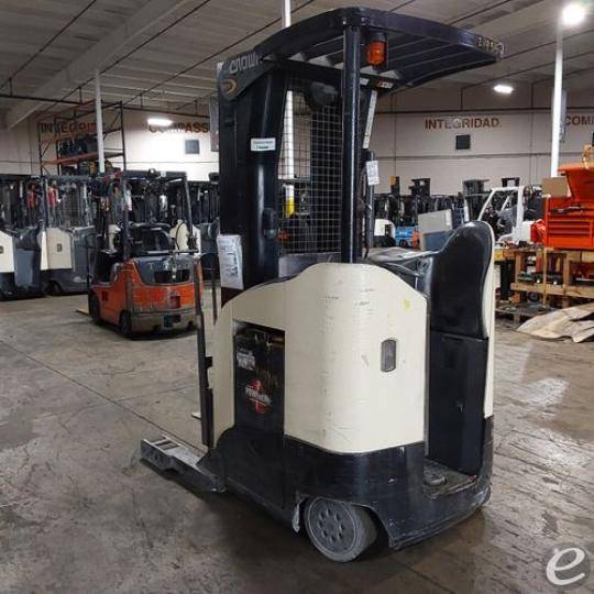 2018 Crown RR5725-45