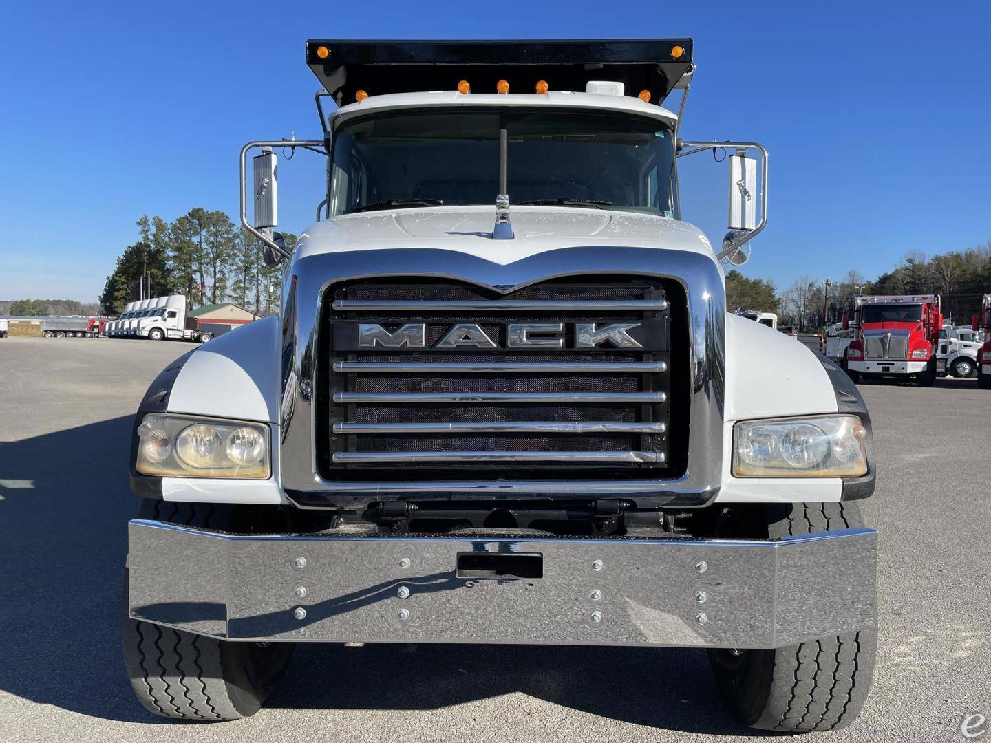 2017 Mack GRANITE GU713