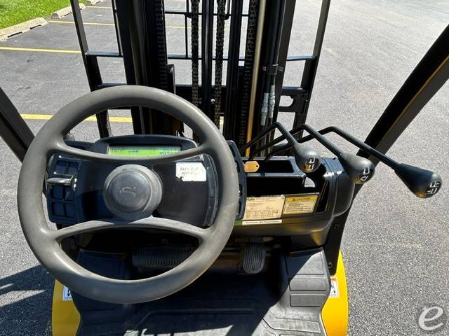 2011 Yale GLP050VXNVSE090