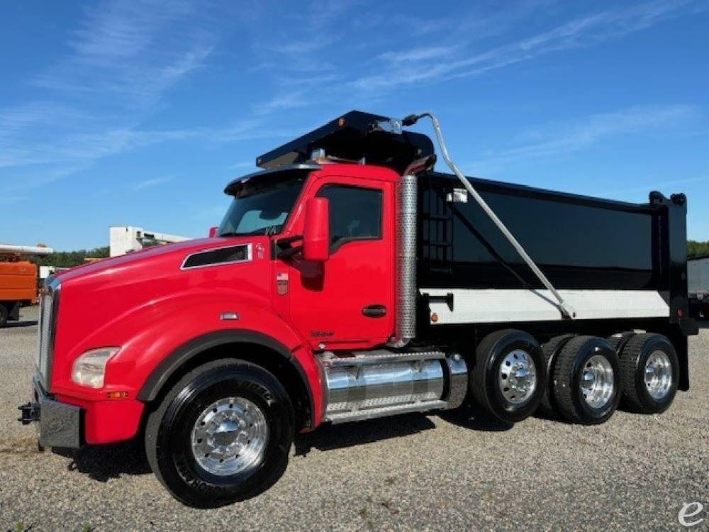 2022 Kenworth T880