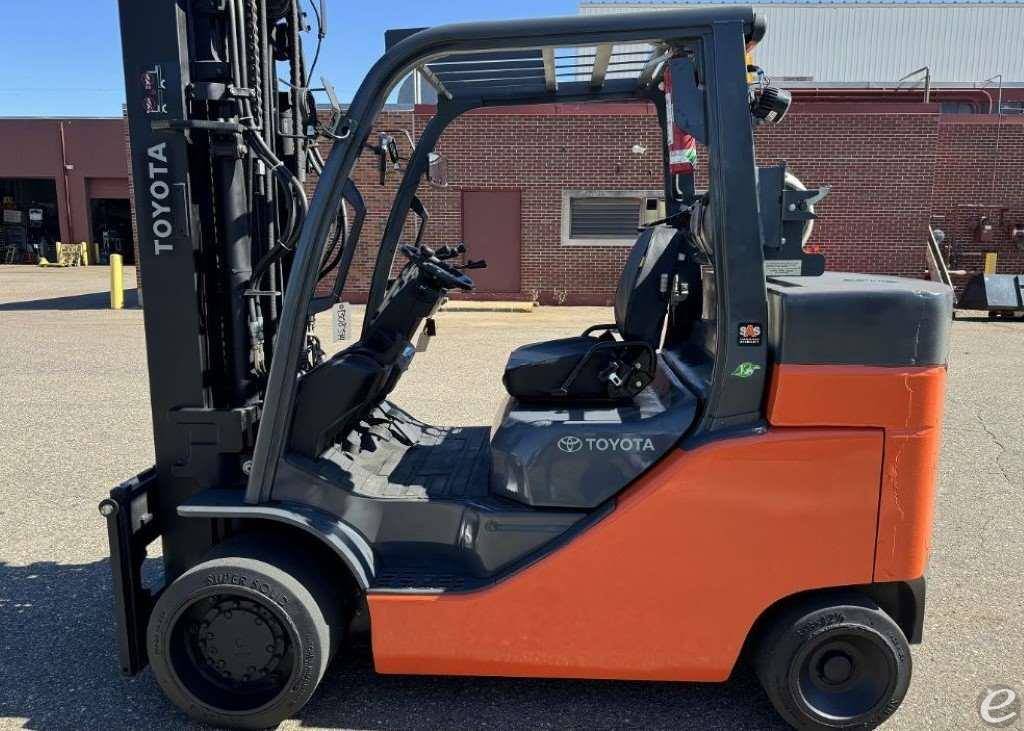 2013 Toyota 8FGC55U LP Gas Forklift - 123Forklift