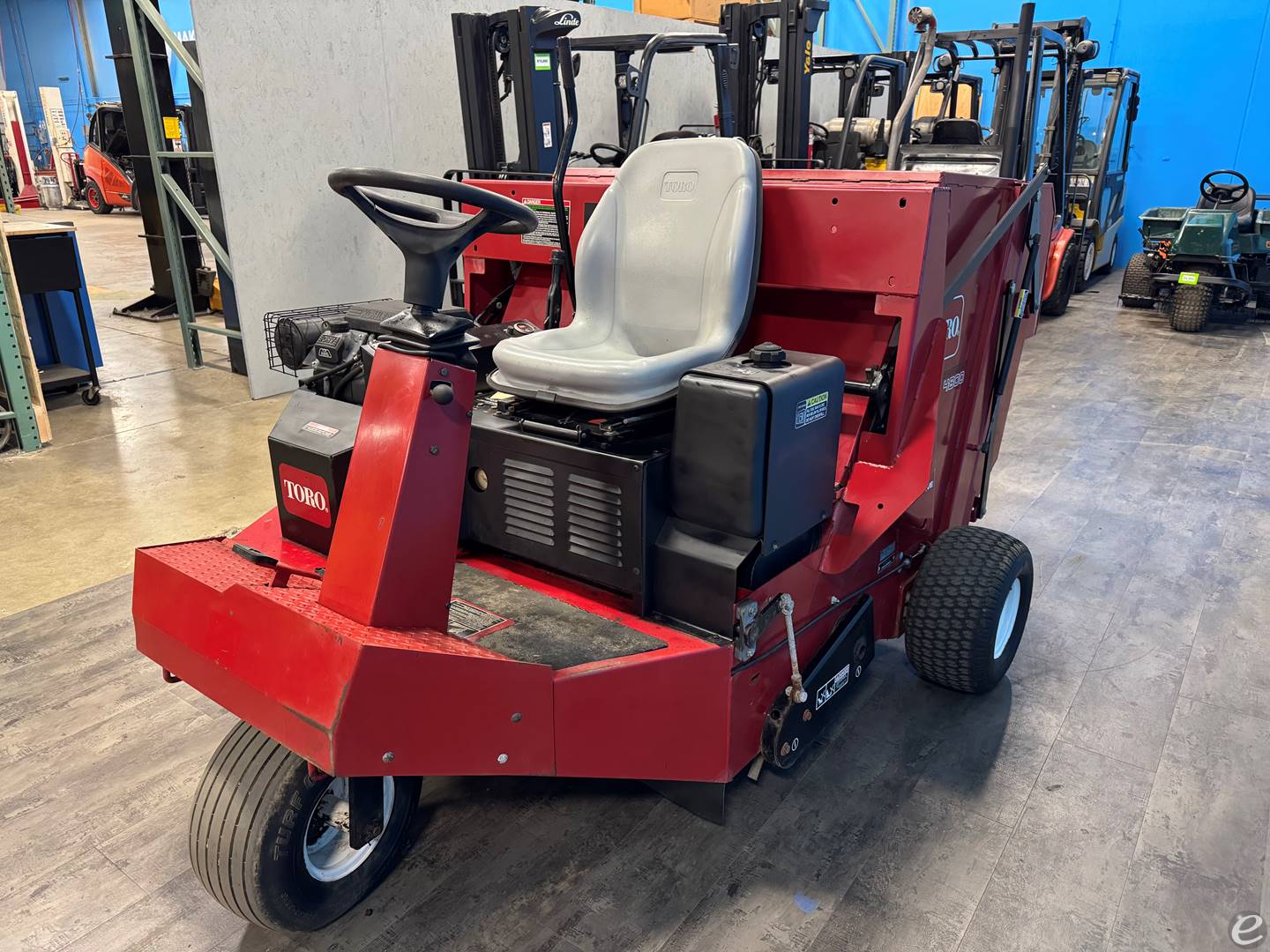 2006 Toro 4800 Turf Sweeper
