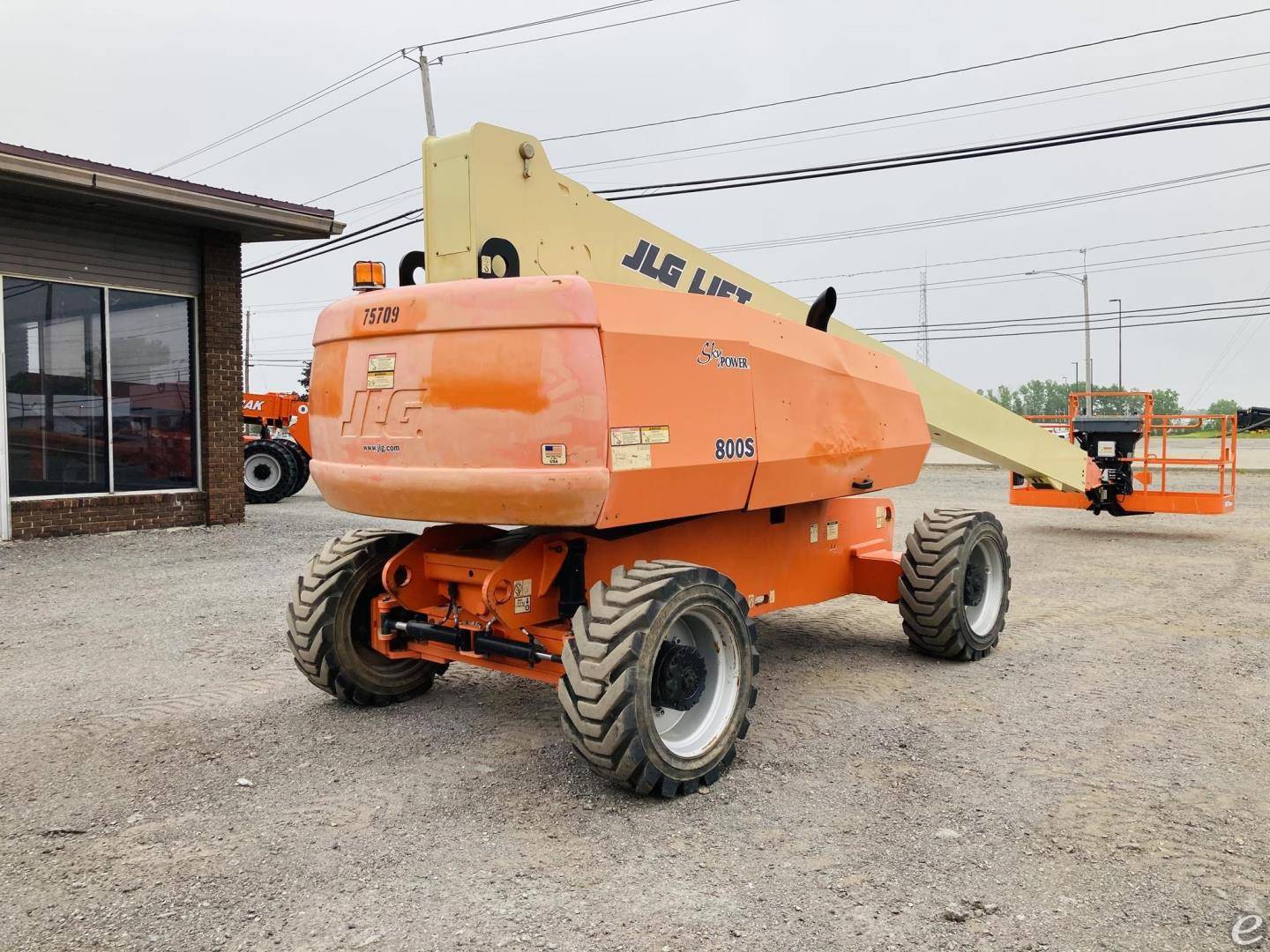 2004 JLG 800S