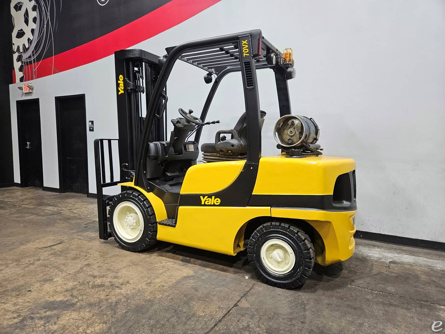 2017 Yale GLP070VX