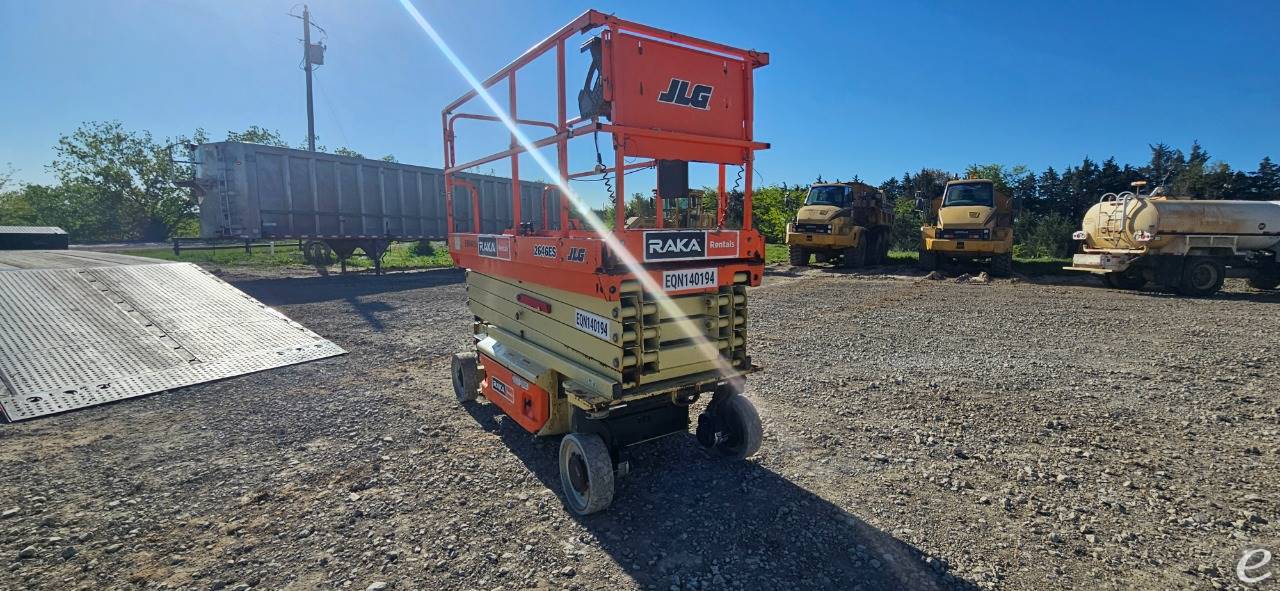2018 JLG 2646ES