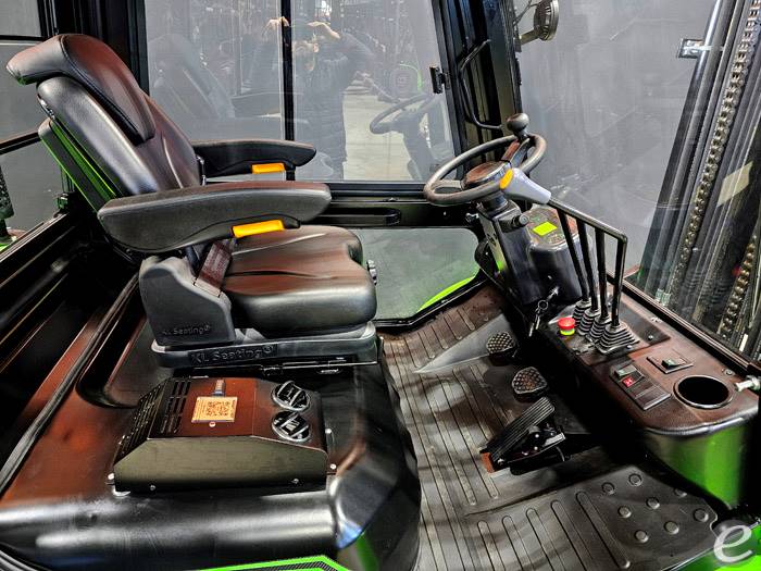 2026 Viper Lift Trucks RTD30F-4