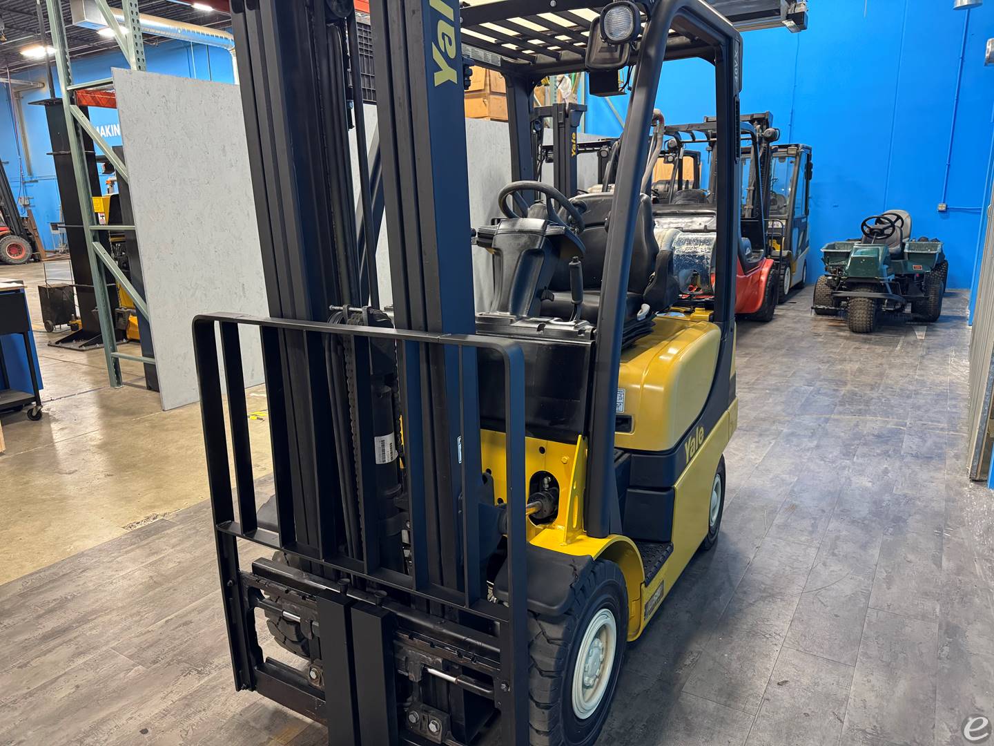 2014 Yale GLP040SVX