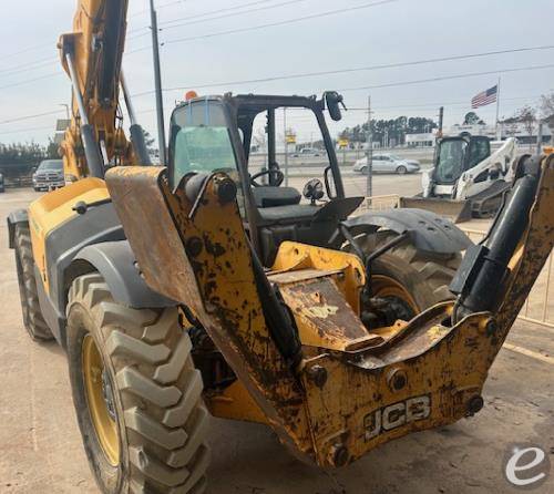 2017 JCB 510-56