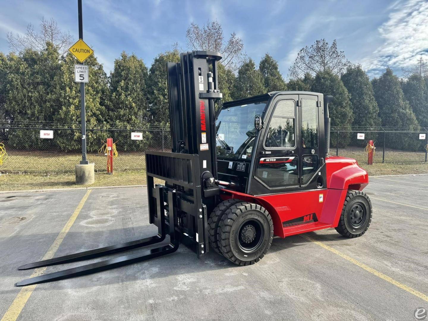 2025 Manitou MI70D