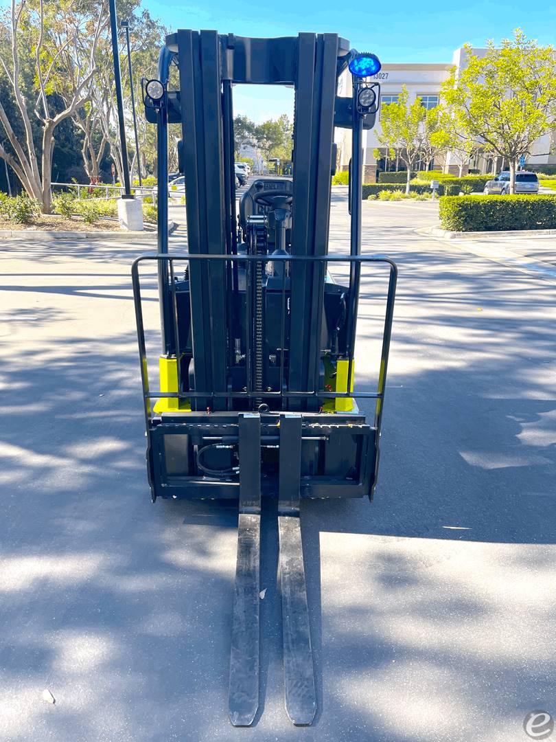 2022 Clark SE25T