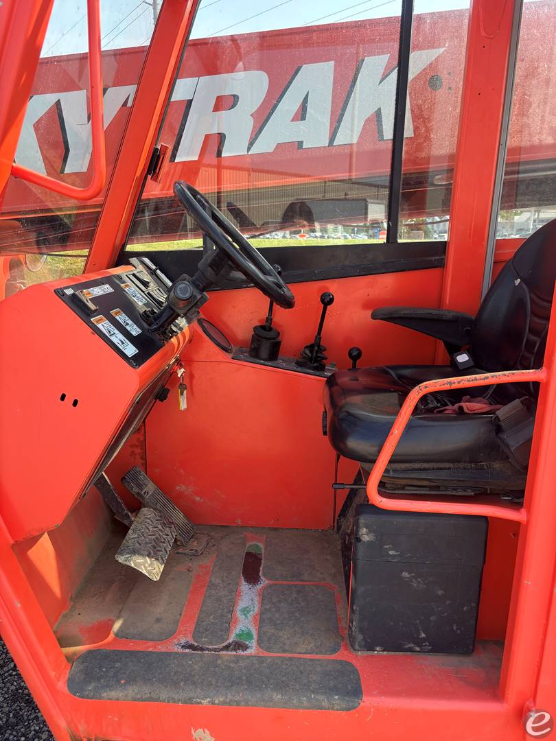 2014 JLG 6042