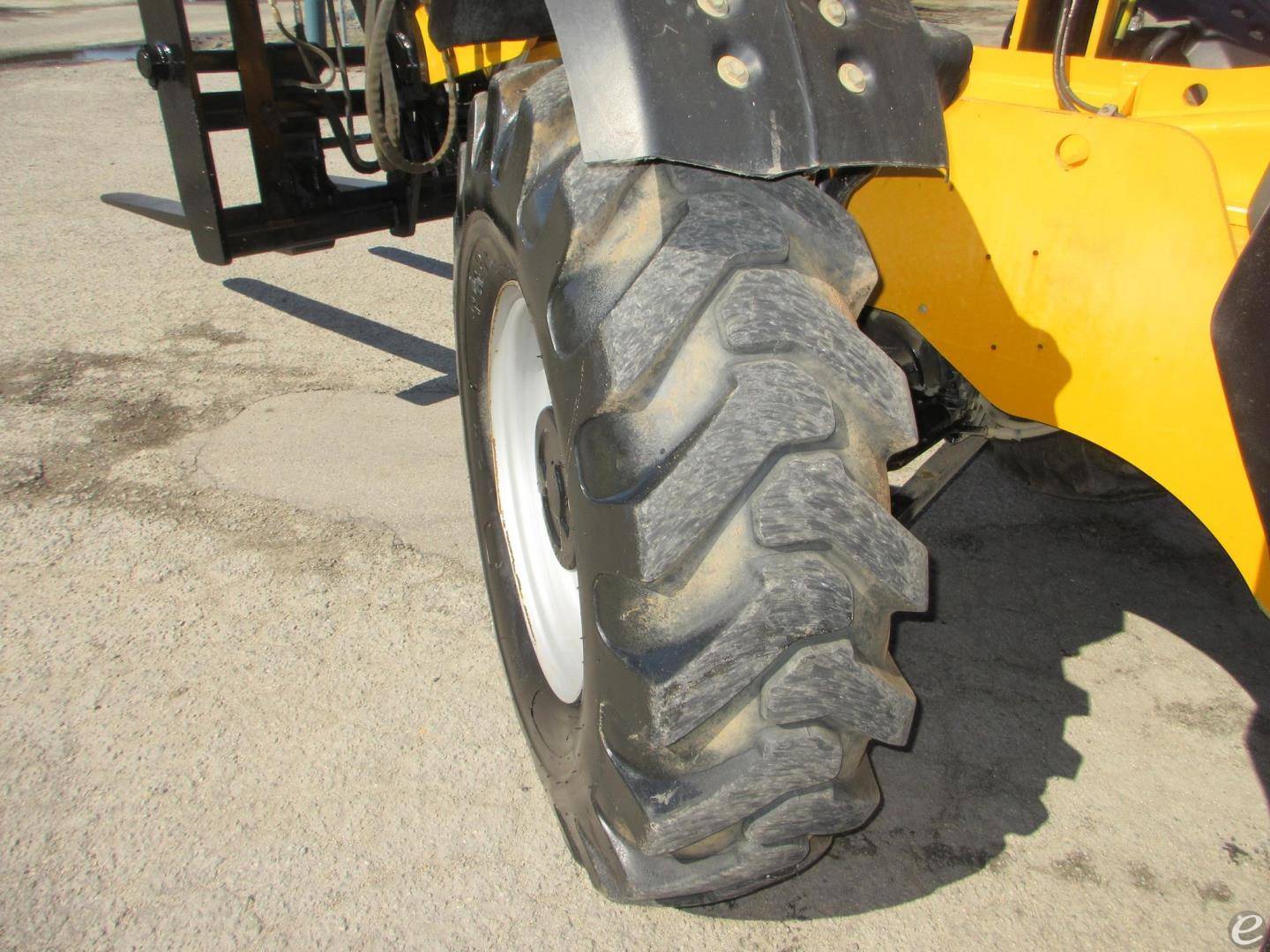 2015 JCB 509-42