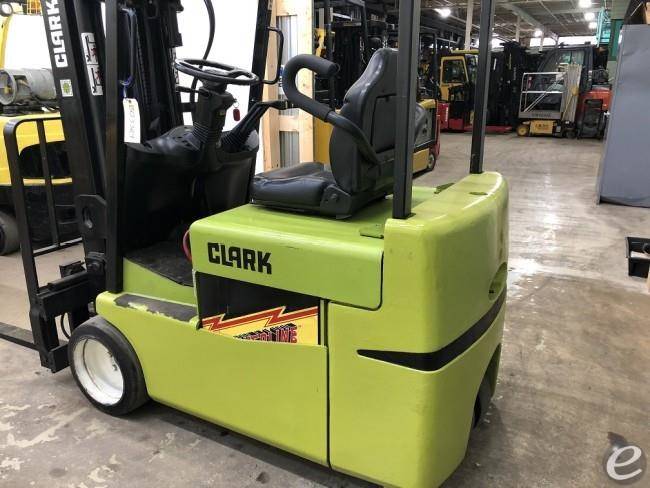 2000 Clark TMG25 Electric Forklift - 123Forklift