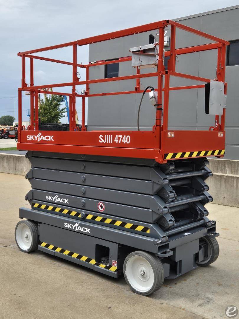 2017 Skyjack SJIII4740