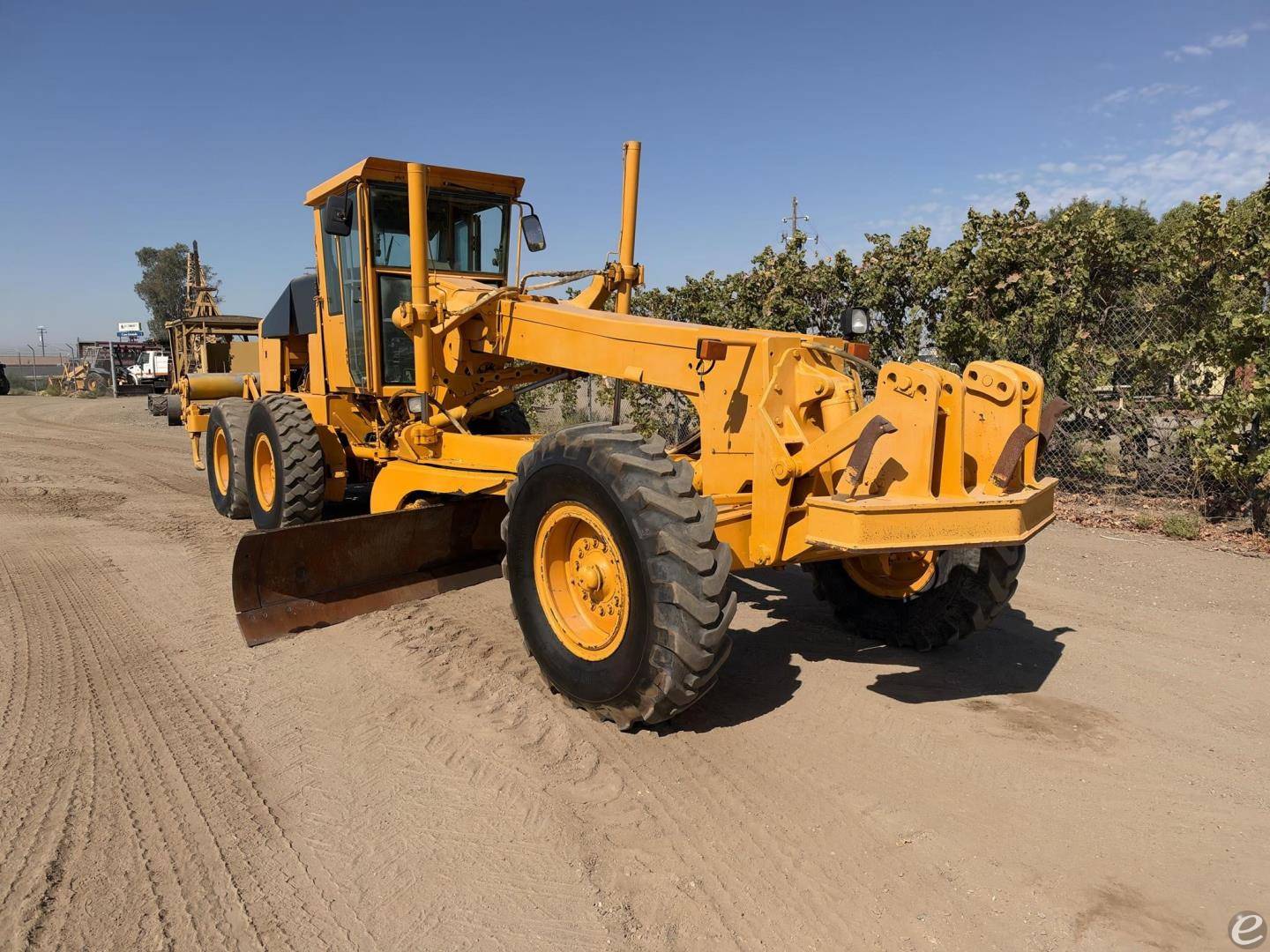 1992 John Deere 670B