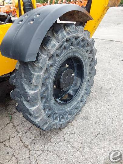 2019 JCB 510-56